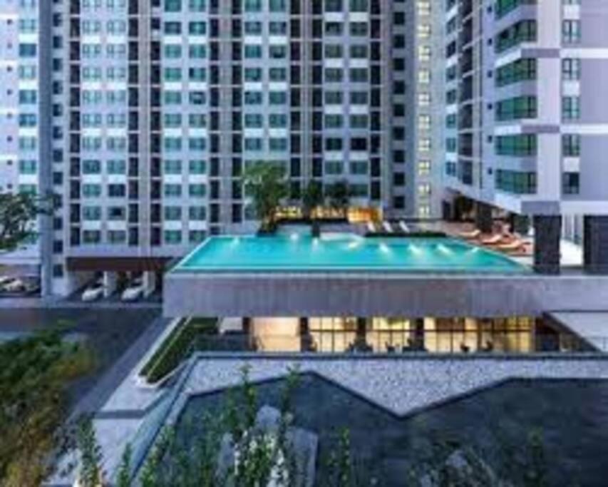 Apartment Base Hub - 2 Bedroom 53 M2 By And Hilton