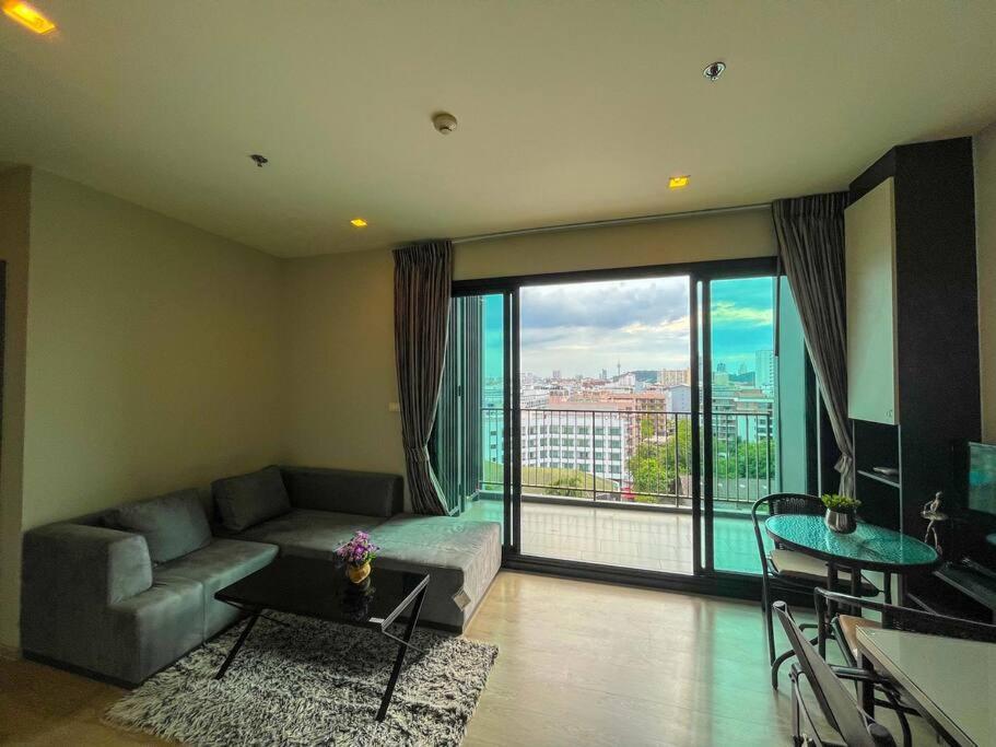 Base Hub - 2 Bedroom 53 M2 By And Hilton