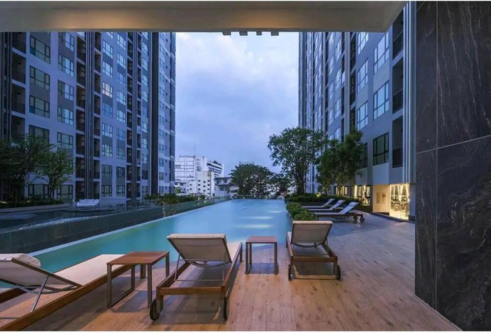 Apartment Base Hub - 2 Bedroom 53 M2 By And Hilton *