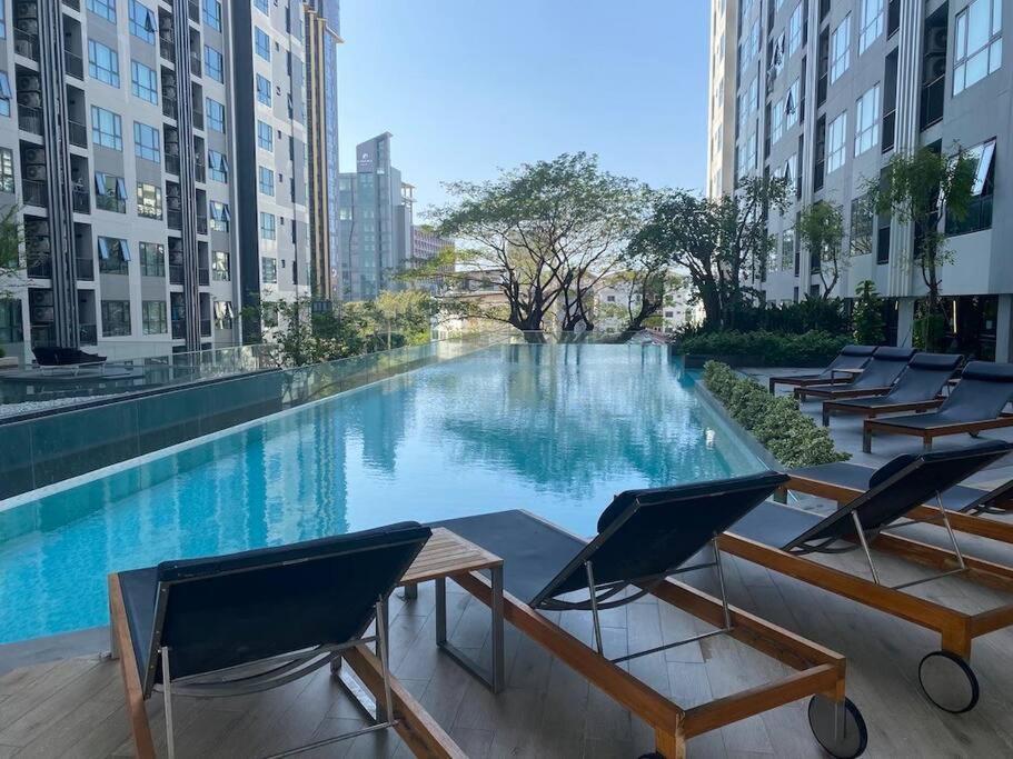 Apartment Base Hub - 2 Bedroom 53 M2 By And Hilton
